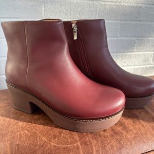 FitFlop Pilar Platform booties